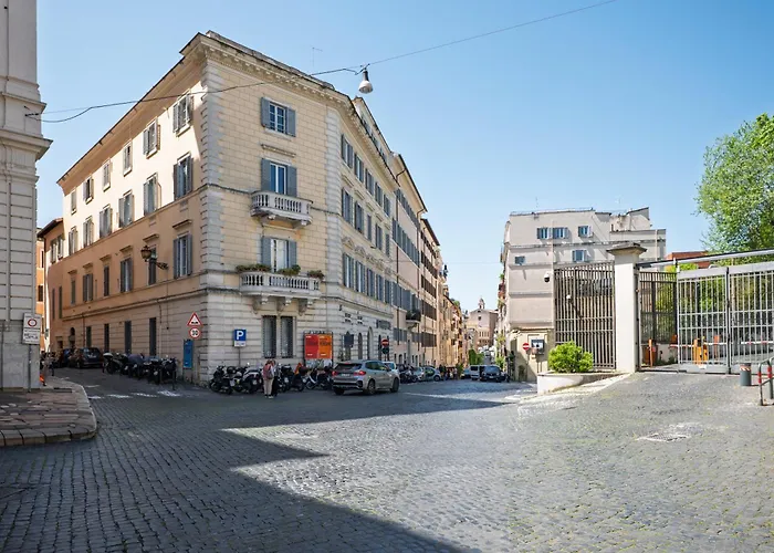 Qflat Elegant Palumbo Vatican